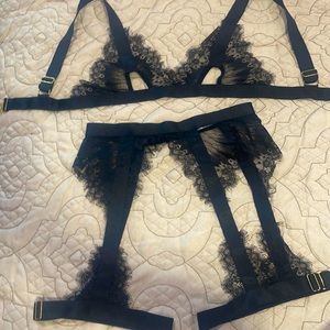 Oh lah lah Cheri Lingerie